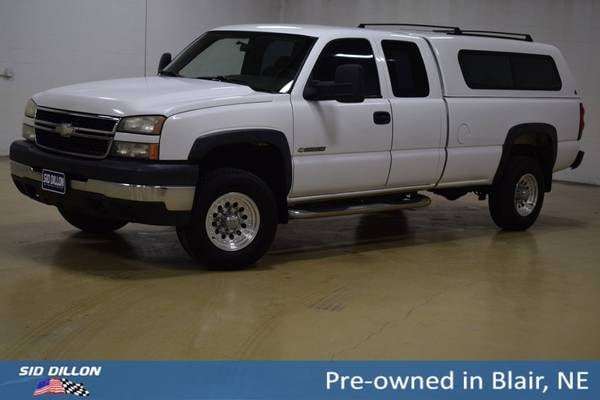 2007 Chevrolet Silverado 2500HD Classic Work Truck  Extended Cab