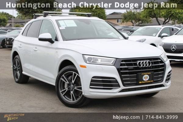 Audi Q5 with VIN: WA1G2AFY1L2050632