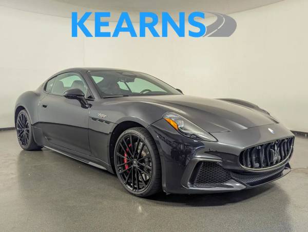 Maserati GranTurismo with VIN: ZAMBMVDB2RX441425