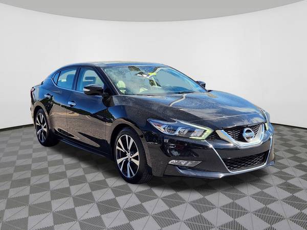 Nissan Maxima with VIN: 1N4AA6AP5HC370943