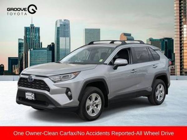 Toyota RAV4 Hybrid with VIN: 2T3R6RFV3MW018538
