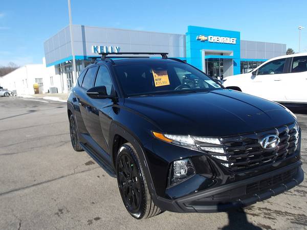 Hyundai Tucson with VIN: KM8JFCDE5RU312164