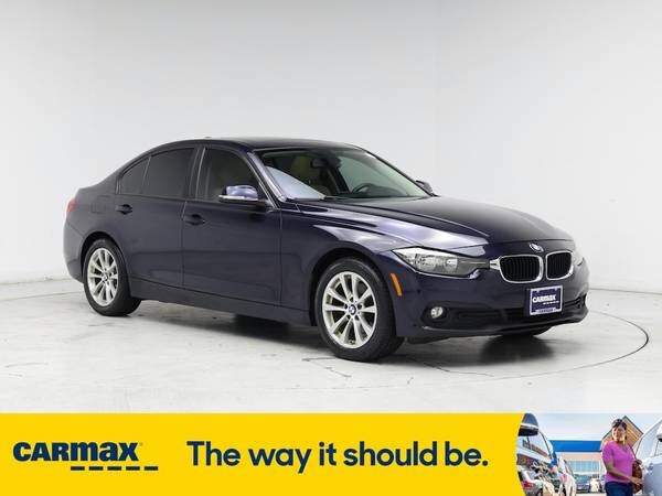 BMW 3 Series with VIN: WBA8E1G37HNU15435
