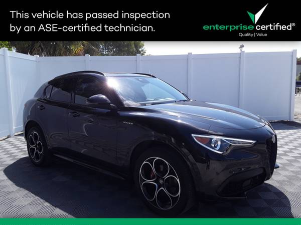 Alfa Romeo Stelvio with VIN: ZASPAKBN7N7D37030