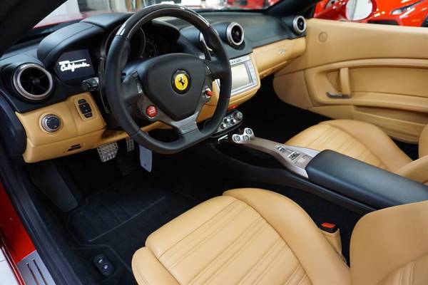 2014 Ferrari California Base Convertible