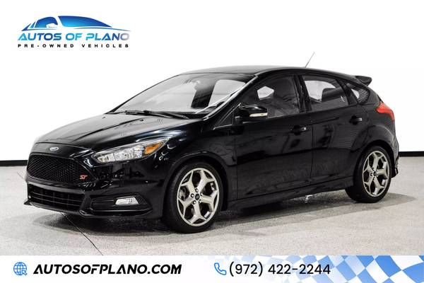 Ford Focus ST with VIN: 1FADP3L93GL317939