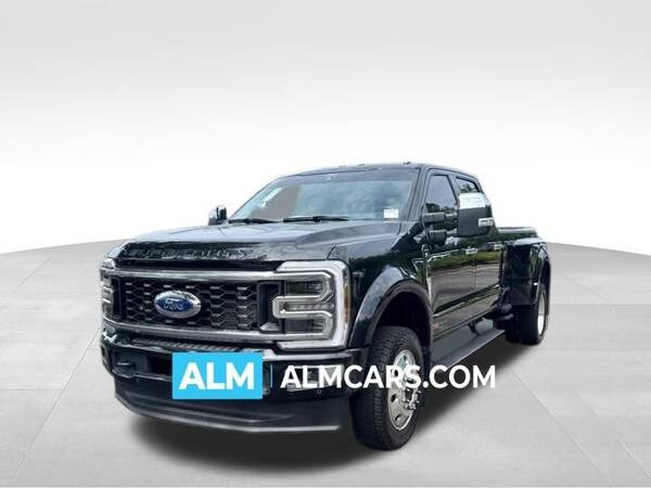 Ford F-450 Super Duty with VIN: 1FT8W4DMXREE68128