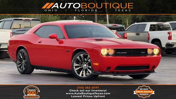 Dodge Challenger with VIN: 2C3CDYDJ8EH133700