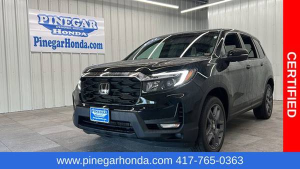 Honda Passport with VIN: 5FNYF8H51NB016197