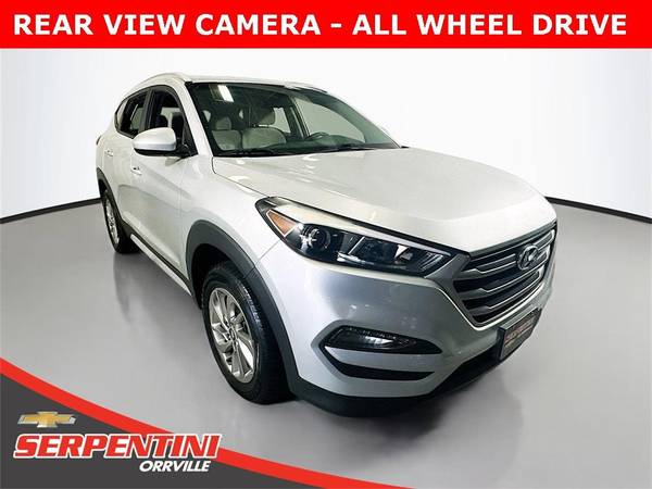 Hyundai Tucson with VIN: KM8J3CA40HU403684