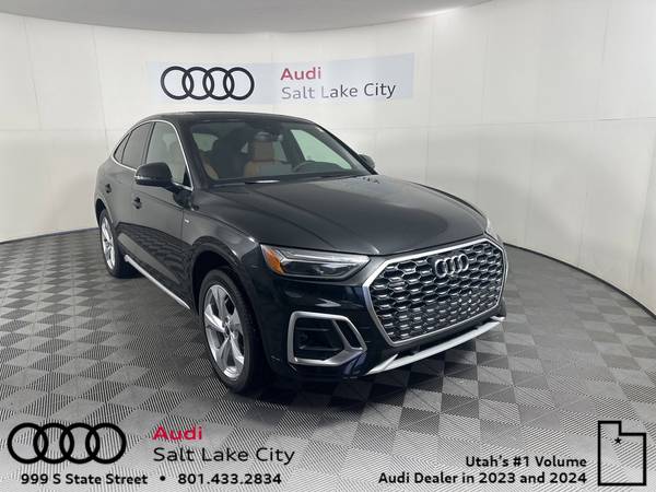 Audi Q5 Sportback with VIN: WA15AAFY7S2011987