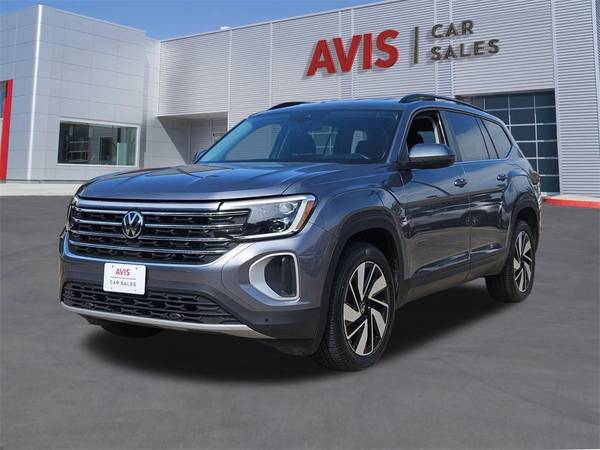 Volkswagen Atlas with VIN: 1V2HR2CA1RC562959