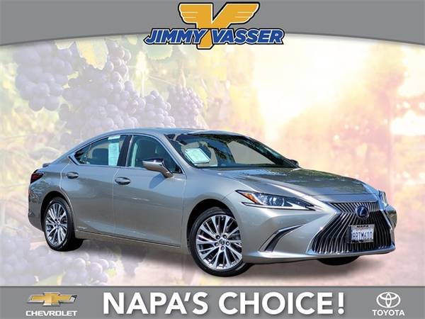 Lexus ES 300h with VIN: 58AD21B12LU009856