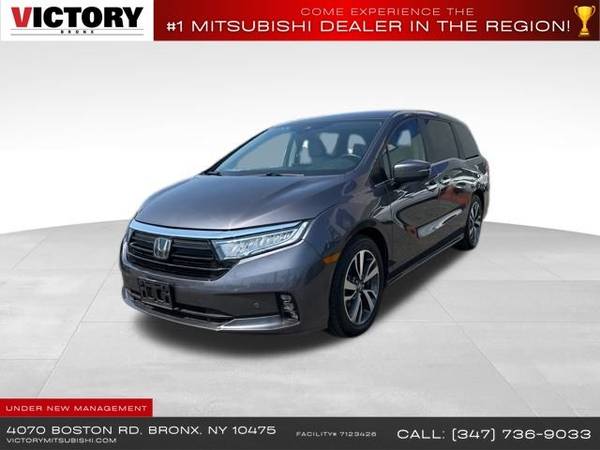 Honda Odyssey with VIN: 5FNRL6H87NB037633
