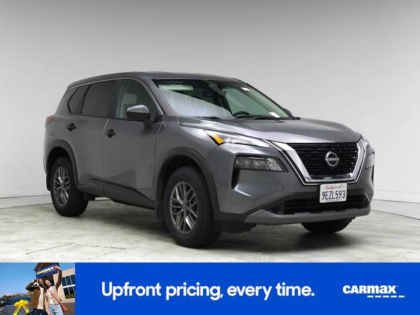 Nissan Rogue with VIN: 5N1BT3AA3PC778533