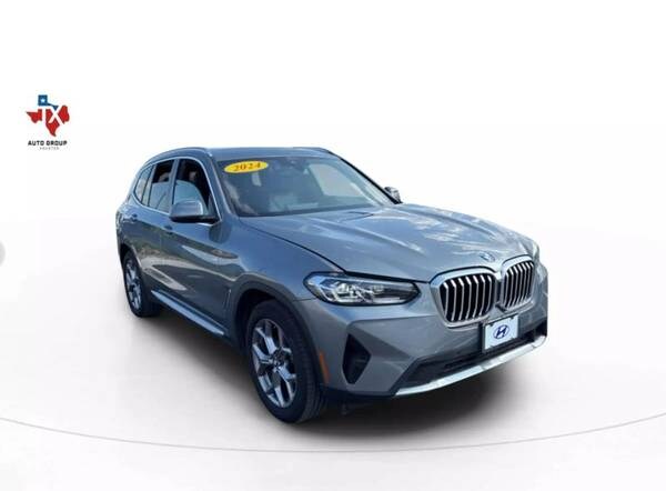 BMW X3 with VIN: 5UX43DP06R9V75068
