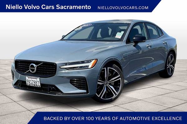 Volvo S60 with VIN: 7JRBR0FZ0NG173912