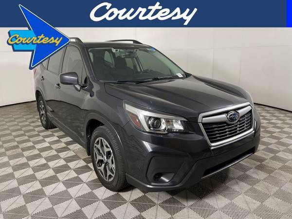 Subaru Forester with VIN: JF2SKAGC1KH418260