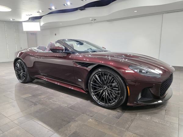 Aston Martin DBS Superleggera with VIN: SCFRMHCV4LGT01644