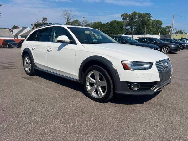 Audi allroad with VIN: WA1TFAFL6FA113872
