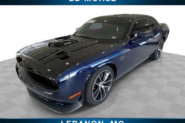 2017 Dodge Challenger 392 Hemi Scat Pack Shaker Coupe