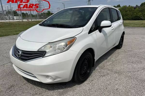 2014 Nissan Versa Note 1.6 SV Hatchback