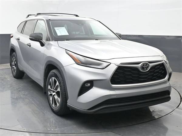 Toyota Highlander with VIN: 5TDHZRBHXMS155464