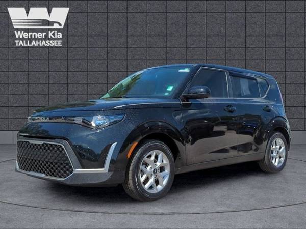 Kia Soul with VIN: KNDJ23AU5P7892071