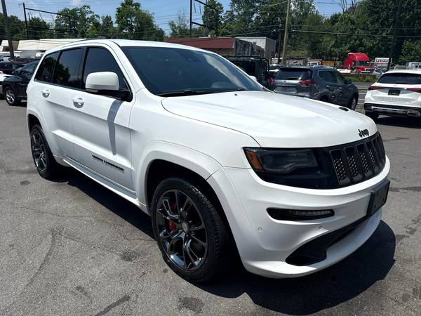 Jeep Grand Cherokee SRT with VIN: 1C4RJFDJ9GC355218