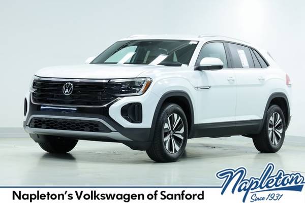 Volkswagen Atlas Cross Sport with VIN: 1V2DE2CA0RC242493