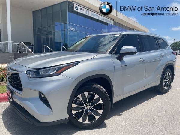 Toyota Highlander Hybrid with VIN: 5TDGBRCH4LS507774