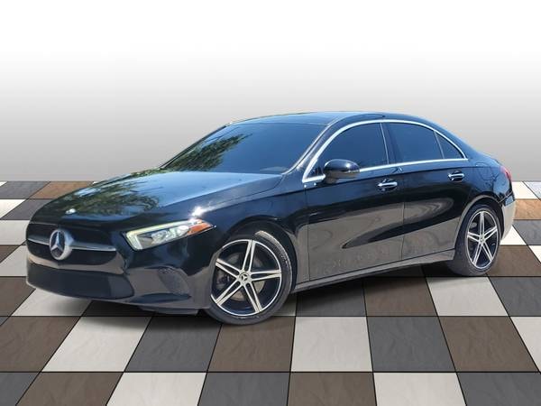 Mercedes-Benz A-Class with VIN: W1K3G4EBXMJ308843