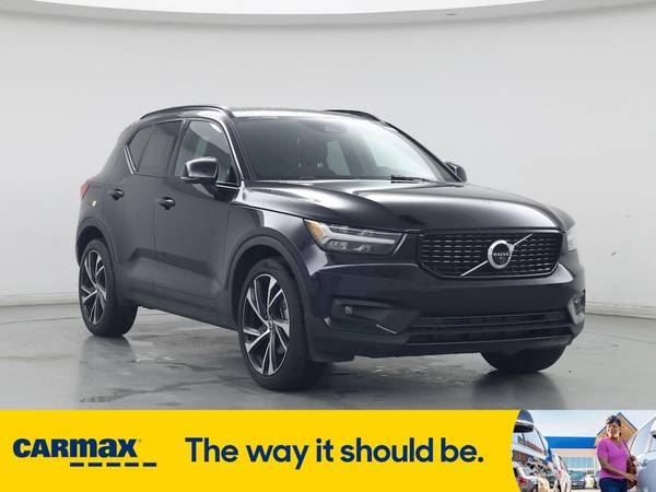 Volvo XC40 with VIN: YV4162UM1M2607267