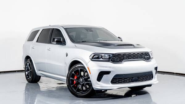 Dodge Durango with VIN: 1C4SDJH93SC503786