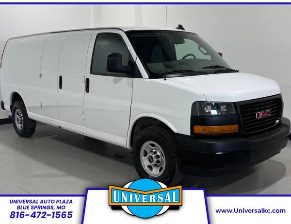 GMC Savana Cargo with VIN: 1GTW7BFP0N1138824