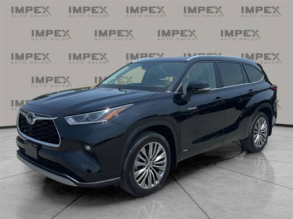 Toyota Highlander Hybrid with VIN: 5TDEBRCH1MS066677