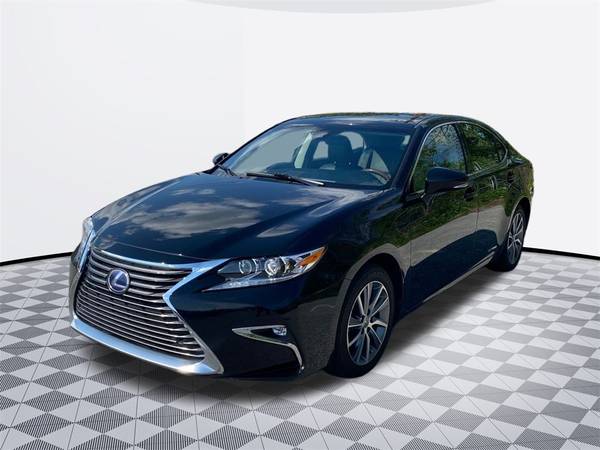Lexus ES 300h with VIN: JTHBW1GG8G2115409