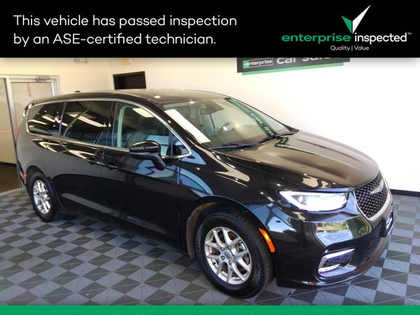 Chrysler Pacifica with VIN: 2C4RC1BG9PR631960