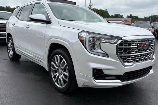 2024 GMC Terrain Denali