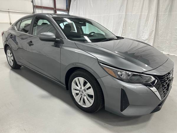 Nissan Sentra with VIN: 3N1AB8BV3RY223211