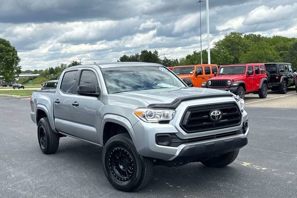 2022 Toyota Tacoma SR  Double Cab