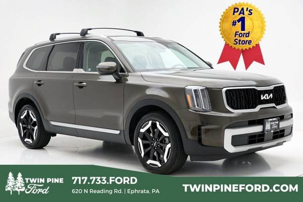 Kia Telluride with VIN: 5XYP3DGCXRG441655
