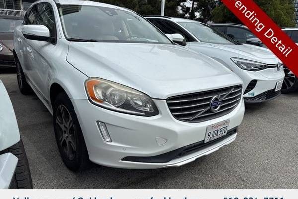 2015 Volvo XC60 T6 Drive-E Platinum