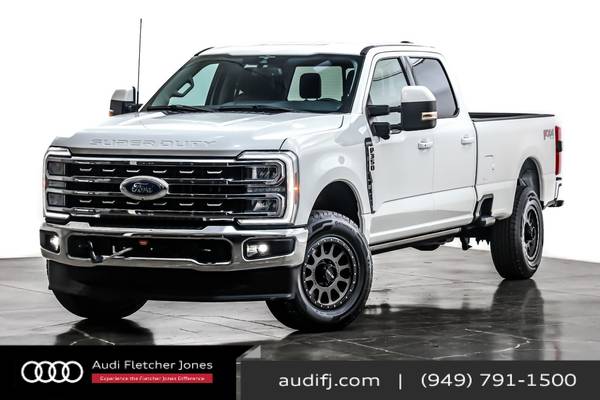 Ford F-350 Super Duty with VIN: 1FT8W3BN1PEC50002