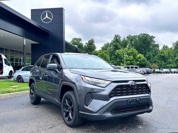 Toyota RAV4 with VIN: 2T3H1RFV4PC236715