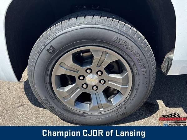 Chevrolet Tahoe with VIN: 1GNSKBKC4KR205977