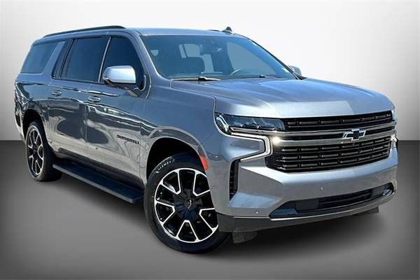 2022 Chevrolet Suburban RST