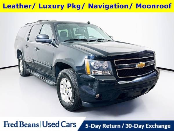Chevrolet Suburban with VIN: 1GNSKJE73ER230785
