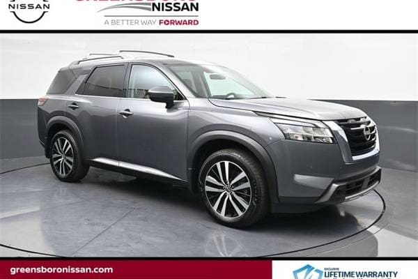 2024 Nissan Pathfinder Platinum