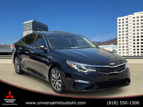 Kia Optima with VIN: 5XXGT4L39KG308174